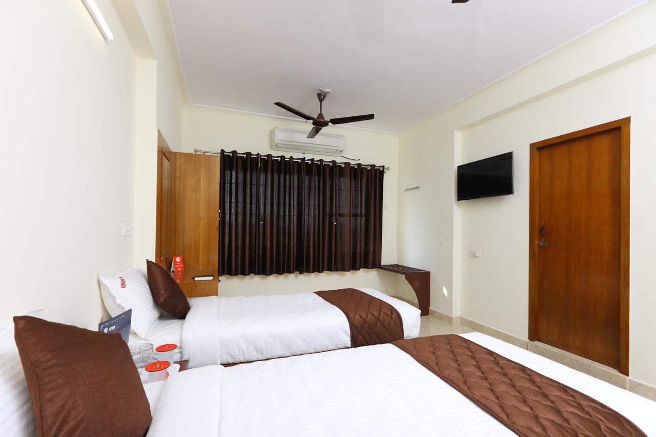 Oyo 11433 Kishore Inn Chennai Exteriör bild