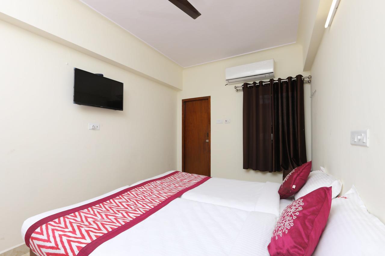Oyo 11433 Kishore Inn Chennai Exteriör bild